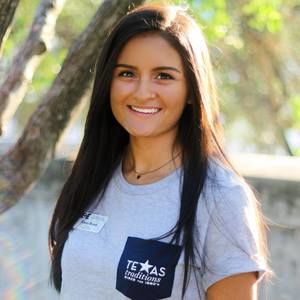 Meet your Posher, Casey